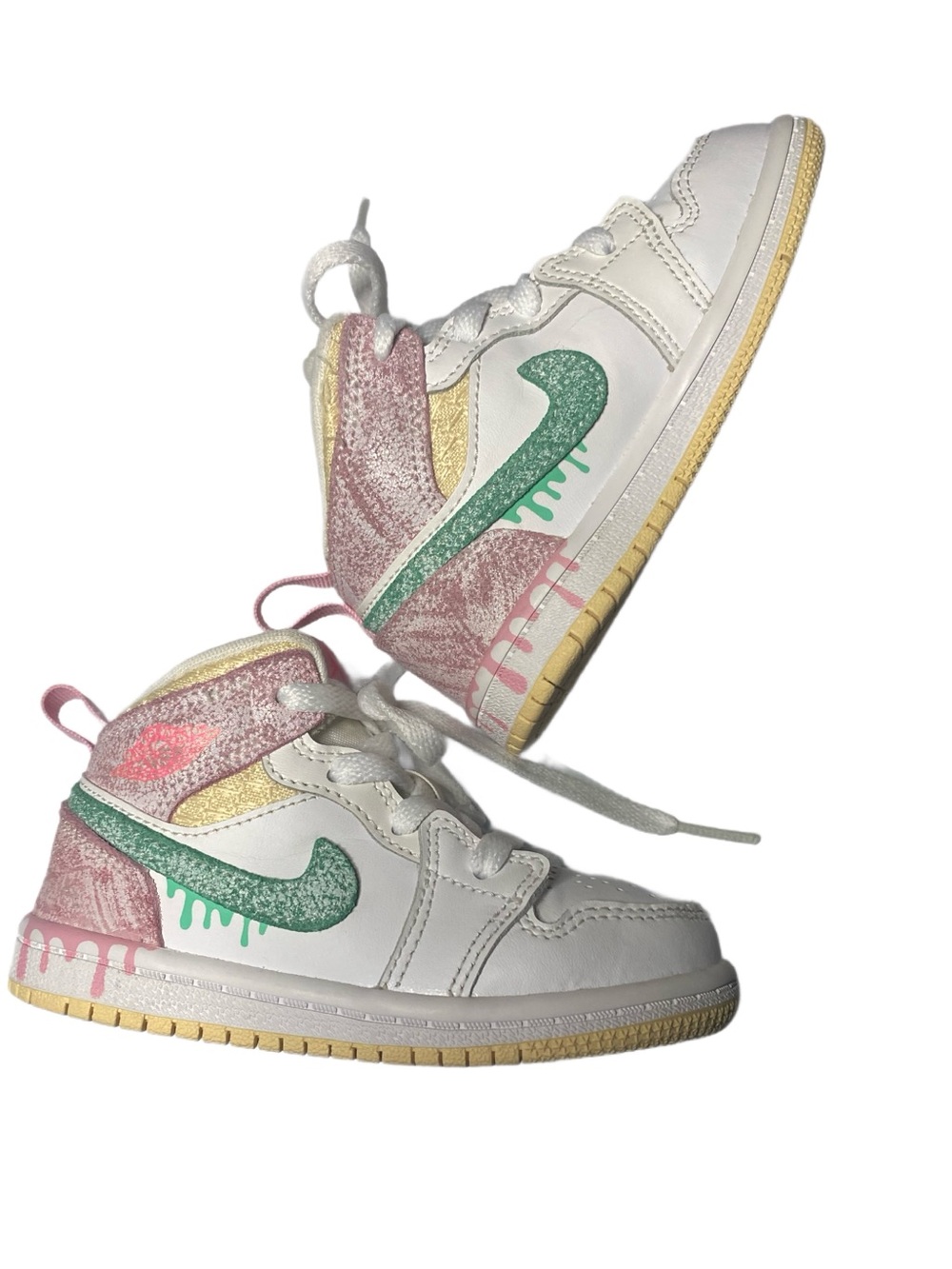 Girls Nike Air Jordan 1 Mid SE White Ice Cream Drip DD1668-100 Size 7C.